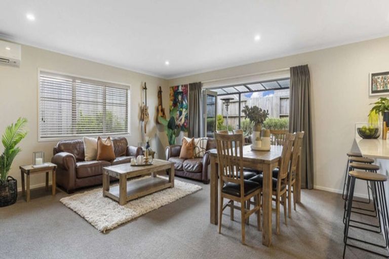 Photo of property in 333 Lakes Boulevard, Pyes Pa, Tauranga, 3112