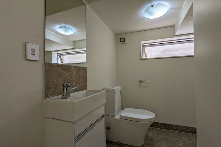 Photo of property in 16 Kira Road, Flat Bush, Auckland, 2016