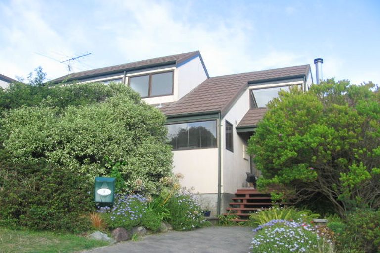 Photo of property in 3 Beauly Grove, Papakowhai, Porirua, 5024