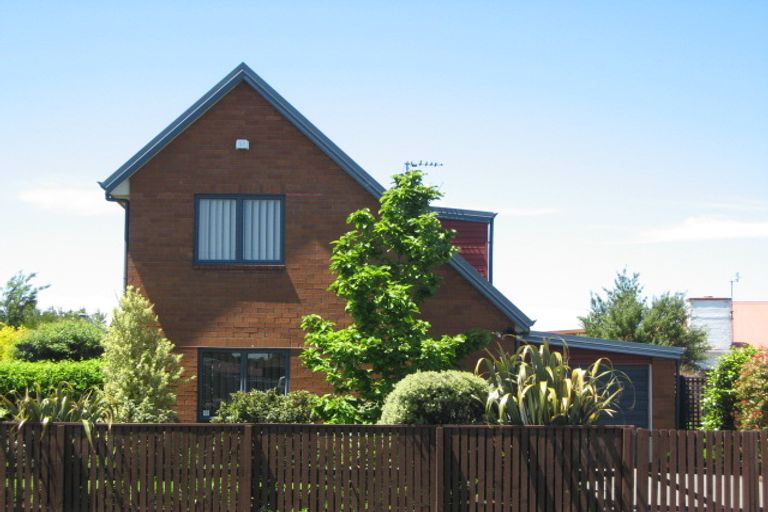 Photo of property in 6 Chrystal Street, Richmond, Christchurch, 8013