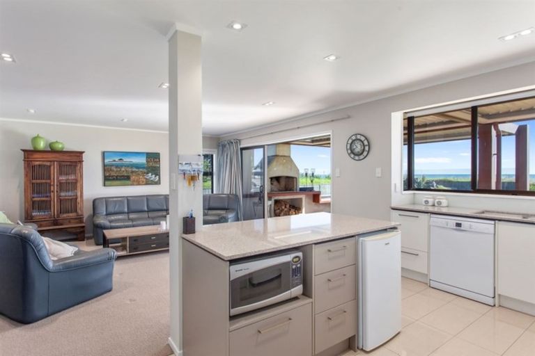 Photo of property in 12 Waterford Avenue, Ohope, 3121