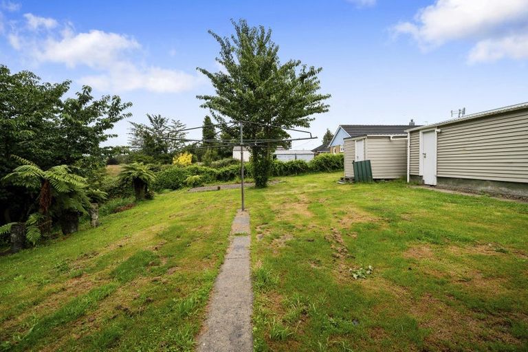 Photo of property in 266 Malfroy Road, Pomare, Rotorua, 3015
