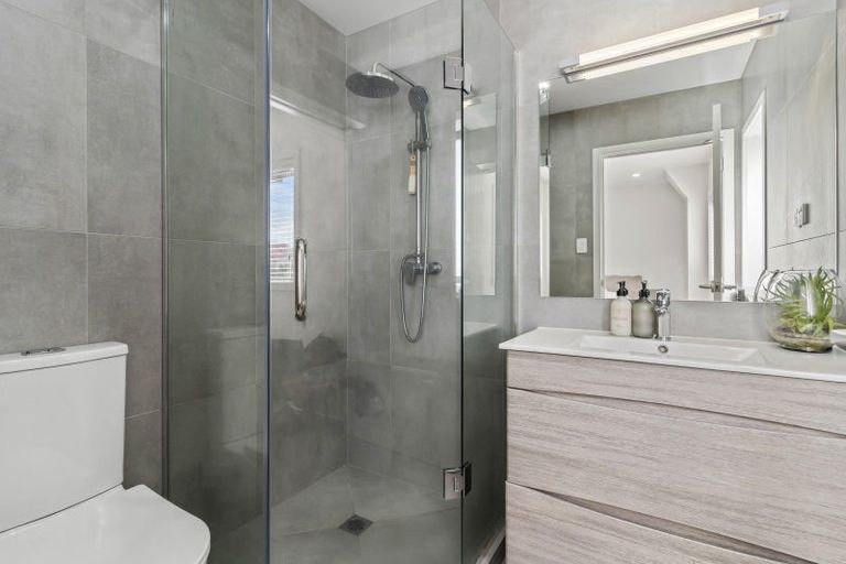 Photo of property in 29a Patons Road, Howick, Auckland, 2014