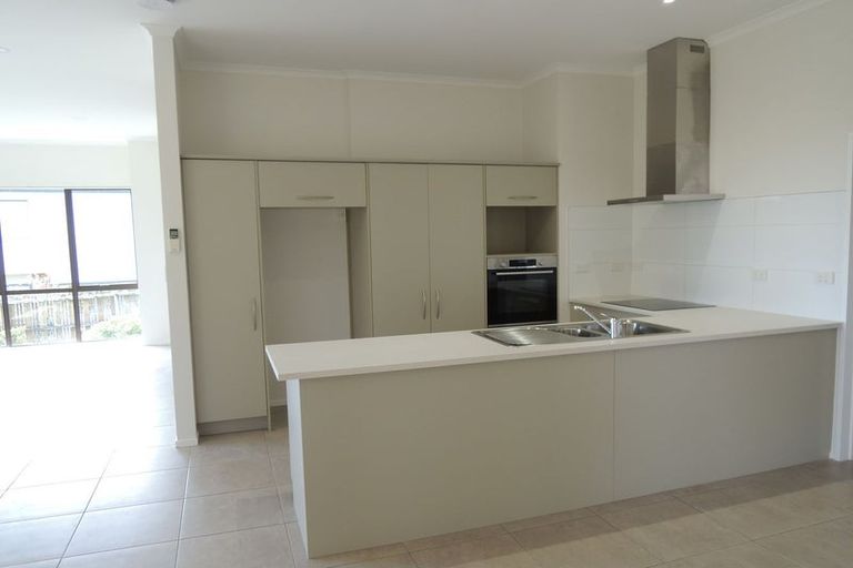 Photo of property in 64 Black Teal Close, Unsworth Heights, Auckland, 0632