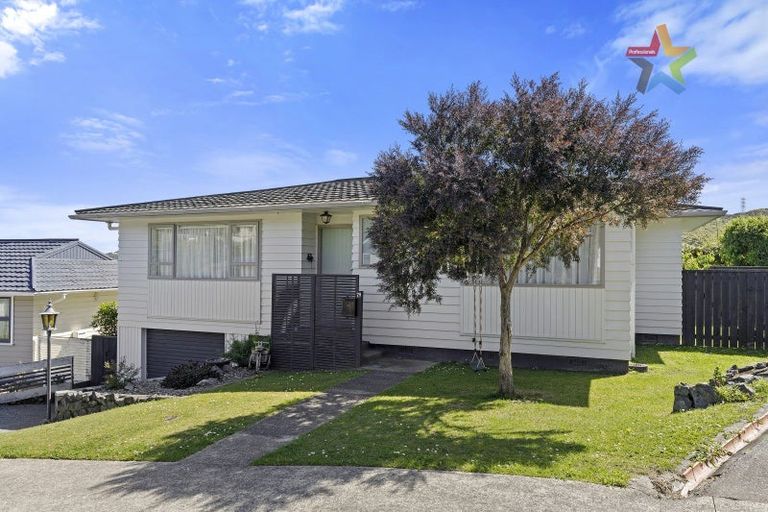 Photo of property in 29 Timaru Grove, Kelson, Lower Hutt, 5010