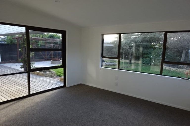 Photo of property in 48a Brixton Road, Manly, Whangaparaoa, 0930