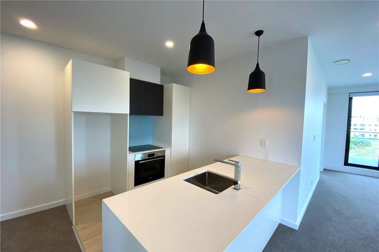 Photo of property in 414/19 Rawene Road, Birkenhead, Auckland, 0626