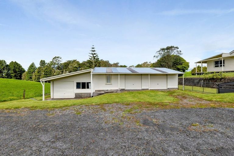 Photo of property in 443 Albert Road, Korito, New Plymouth, 4371