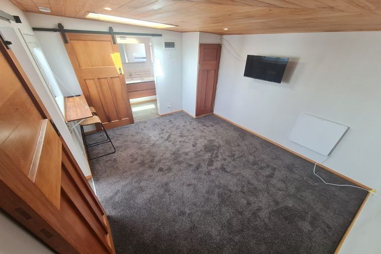 Photo of property in 153 The Esplanade, Petone, Lower Hutt, 5012