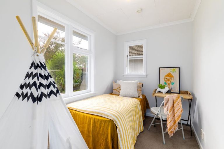 Photo of property in 98 Willryan Avenue, New Brighton, Christchurch, 8083