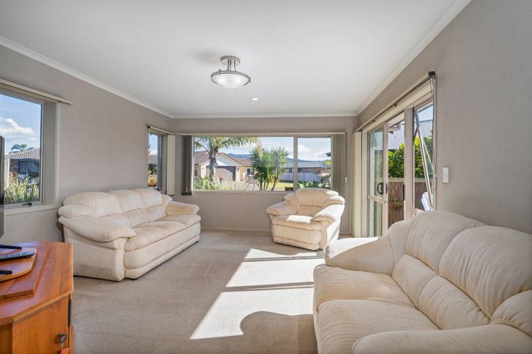 Photo of property in 28 Park Lane, Whitianga, 3510