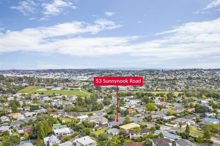 Photo of property in 53 Sunnynook Road, Forrest Hill, Auckland, 0620