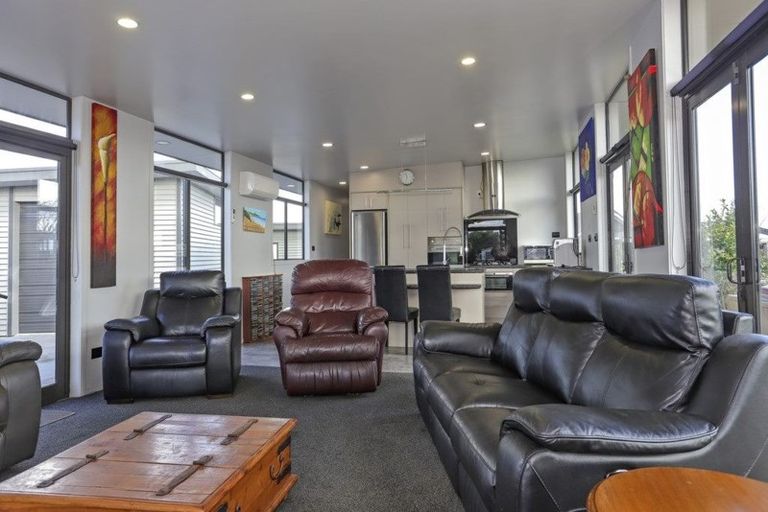 Photo of property in 22 Costello Crescent, Pukehina, Te Puke, 3189