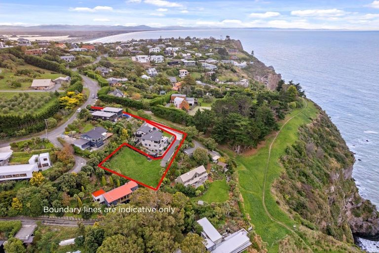 Photo of property in 129a Taylors Mistake Road, Scarborough, Christchurch, 8081