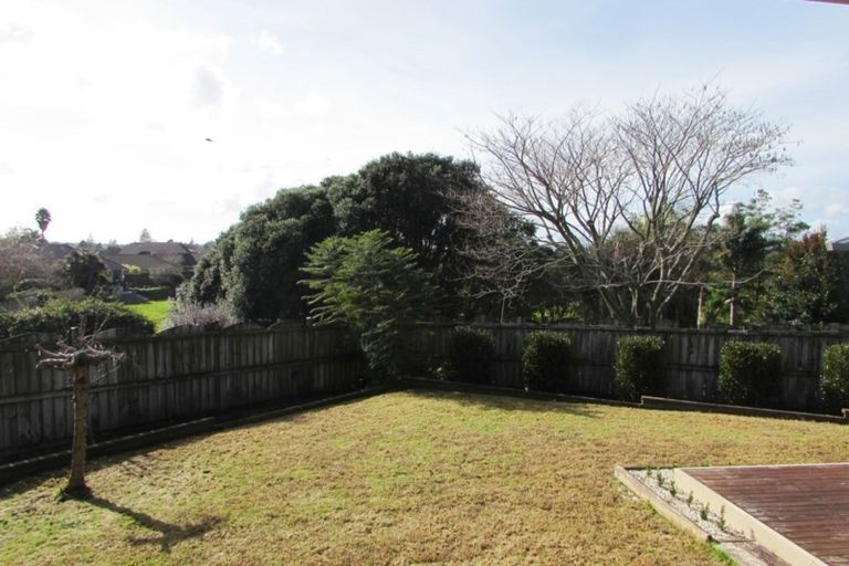 Photo of property in 6 Jim Rhind Place, Pahurehure, Papakura, 2113