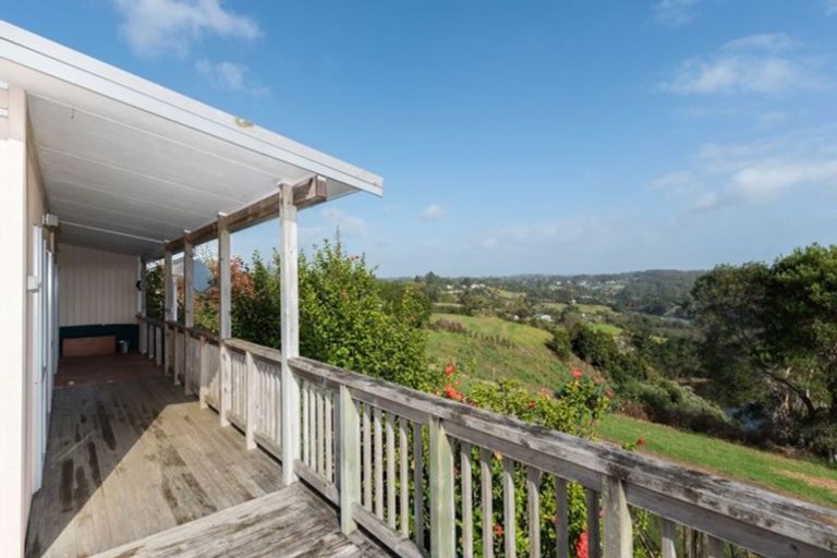 Photo of property in 12 Reinga Road, Kerikeri, 0230