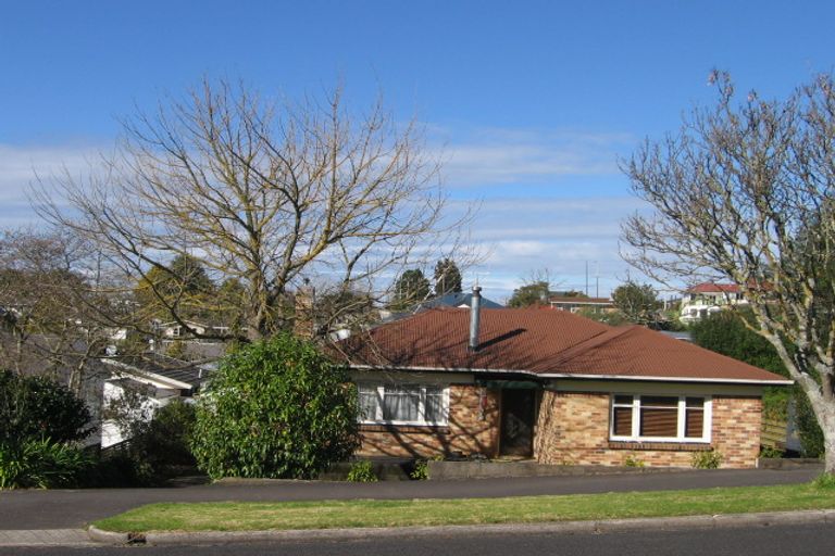 Photo of property in 45 Hinton Avenue, Forest Lake, Hamilton, 3200