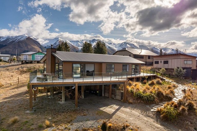 Photo of property in 110a Ohau Drive, Lake Ohau, Twizel, 9412