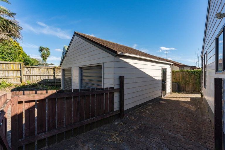 Photo of property in 6a Bishoprick Crescent, Te Puke, 3119