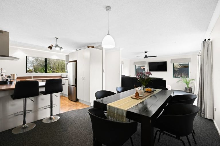 Photo of property in 27 Sarindah Place, Fairview Downs, Hamilton, 3214