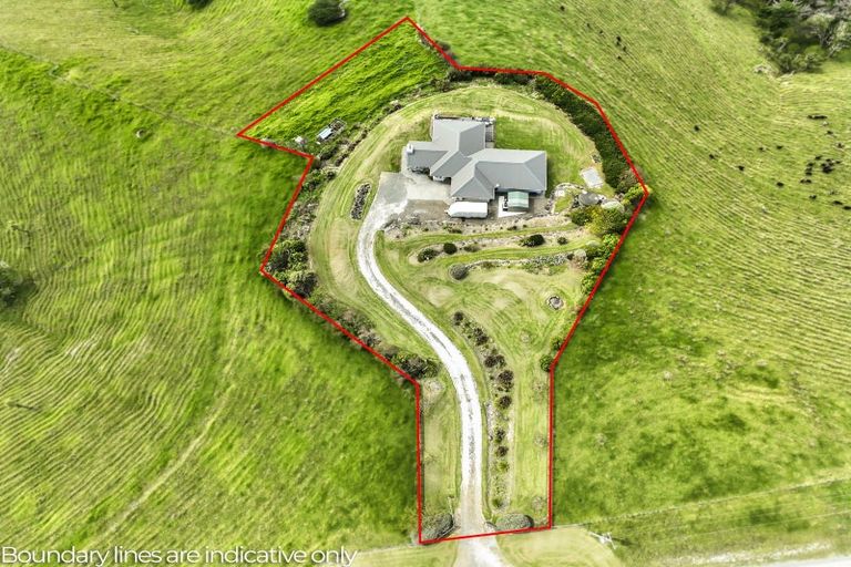 Photo of property in 281 Linton Road, Maungaturoto, 0583