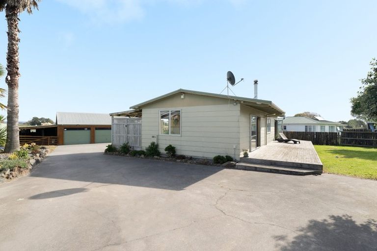 Photo of property in 254 Pukehina Parade, Pukehina, Te Puke, 3189