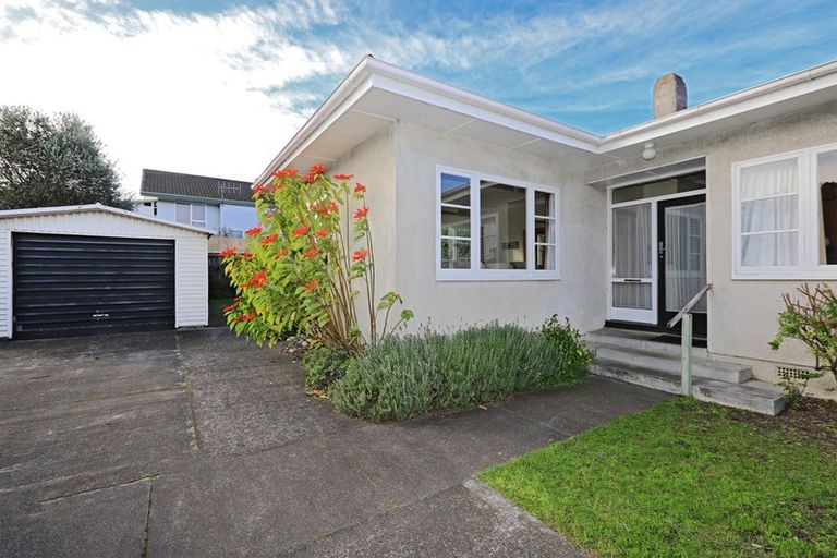 Photo of property in 53a Charles Street, Westshore, Napier, 4110