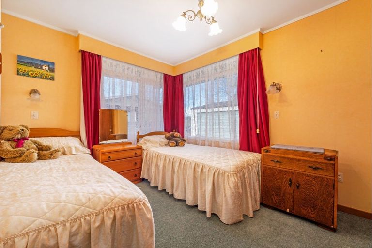 Photo of property in 12 Futter Street, Foxton, 4814
