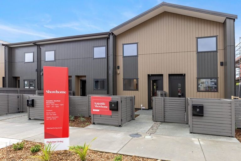 Photo of property in 19 Taiko Lane, Glenfield, 0629