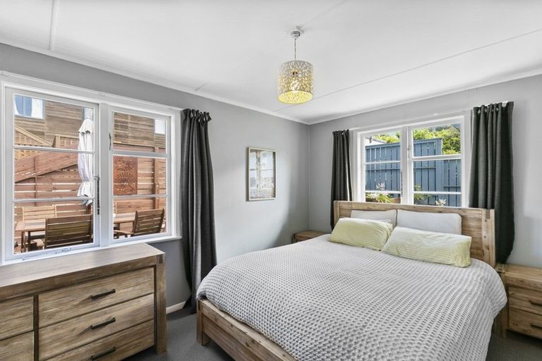 Photo of property in 45 Dominion Park Street, Johnsonville, Wellington, 6037