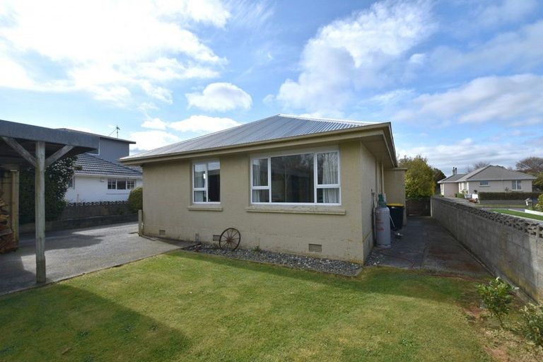 Photo of property in 18 Adamson Crescent, Glengarry, Invercargill, 9810