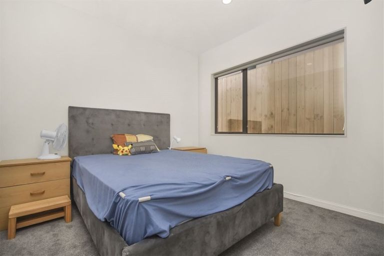 Photo of property in 2 Barrique Road, Kumeu, 0810