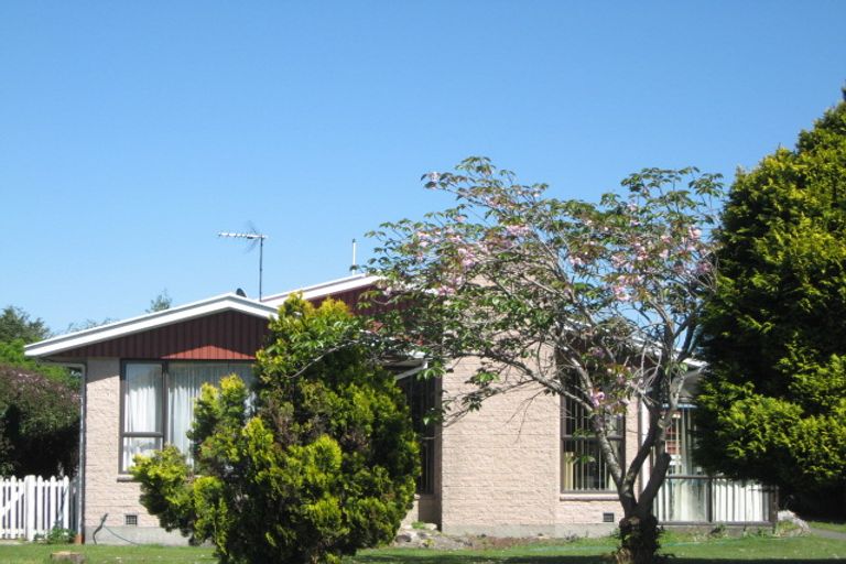 Photo of property in 129 Grimseys Road, Redwood, Christchurch, 8051