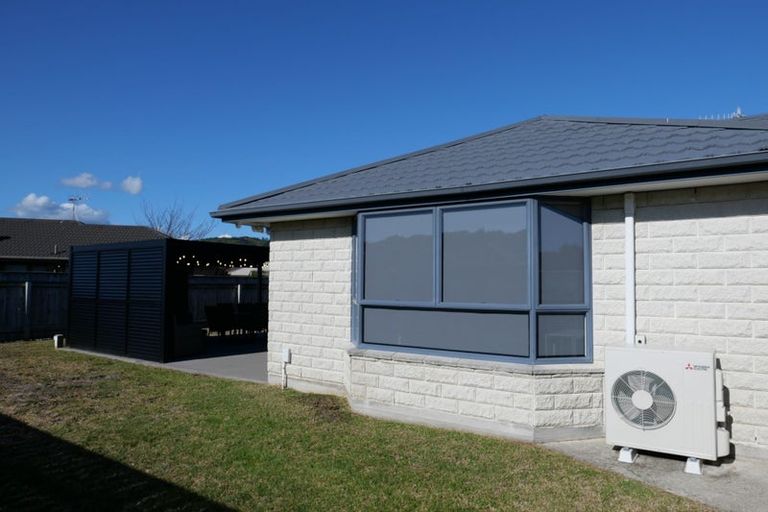 Photo of property in 20 Spackman Crescent, Paraparaumu, 5032