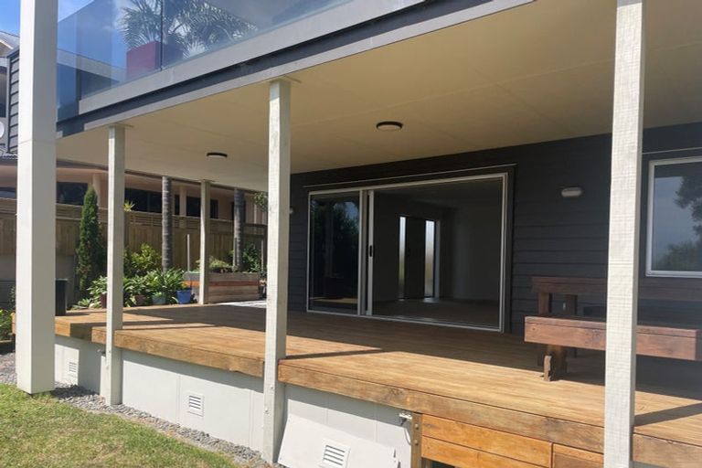 Photo of property in 1163 Papamoa Beach Road, Papamoa Beach, Papamoa, 3118