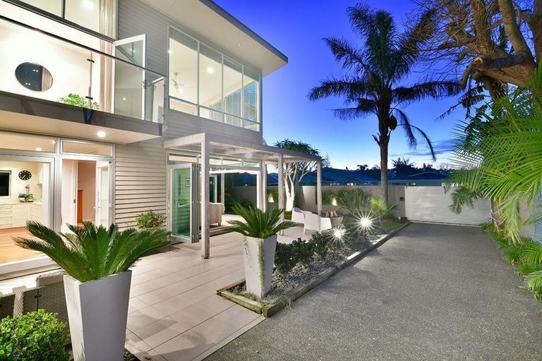 Photo of property in 58 The Circle, Manly, Whangaparaoa, 0930