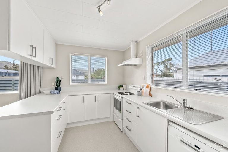Photo of property in 1/60 Thackeray Street, Trentham, Upper Hutt, 5018