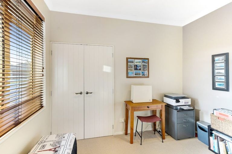 Photo of property in 21 Cairnbrae Drive, Prebbleton, 7604