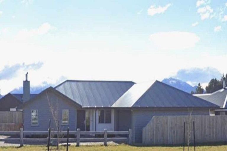 Photo of property in 5 Turnbull Crescent, Wanaka, 9305