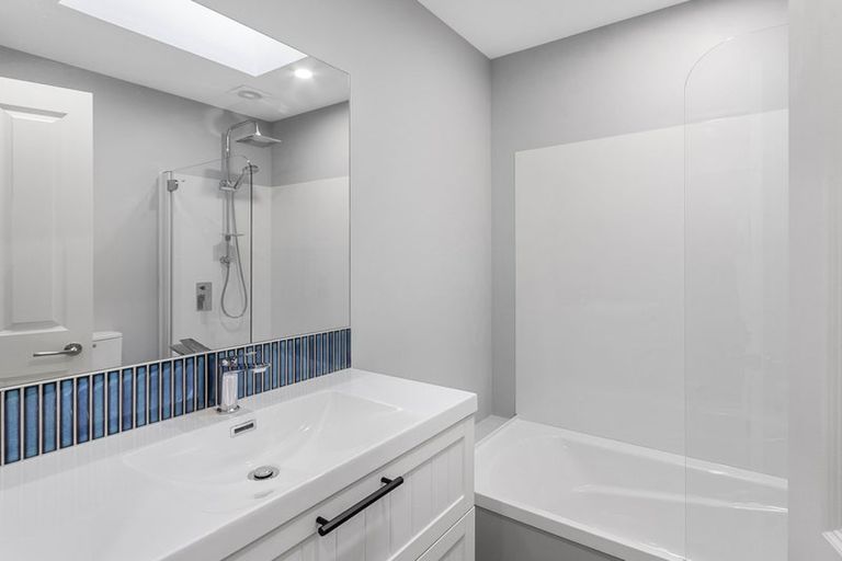 Photo of property in 16 Cadogan Street, Sydenham, Christchurch, 8023