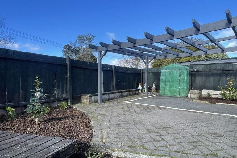 Photo of property in 2 Corilin Place, Mangakakahi, Rotorua, 3015