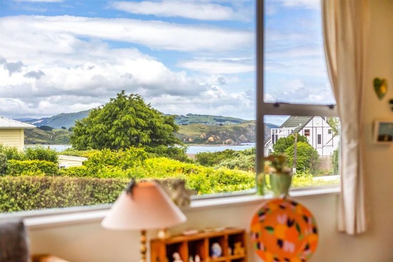 Photo of property in 4b The Track, Plimmerton, Porirua, 5026