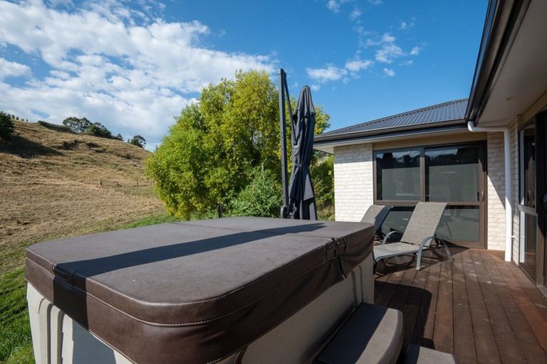 Photo of property in 25 Nilgiri Road, Poraiti, Napier, 4182