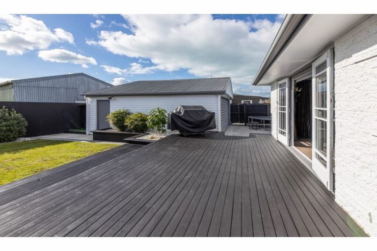 Photo of property in 17 Leverett Place, North New Brighton, Christchurch, 8083