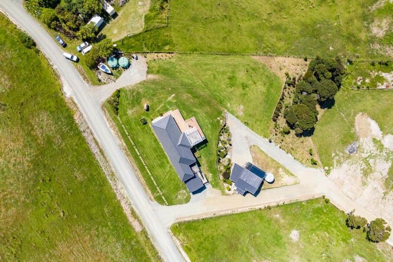 Photo of property in 63 Otara Road, Kaiwaka, 0573