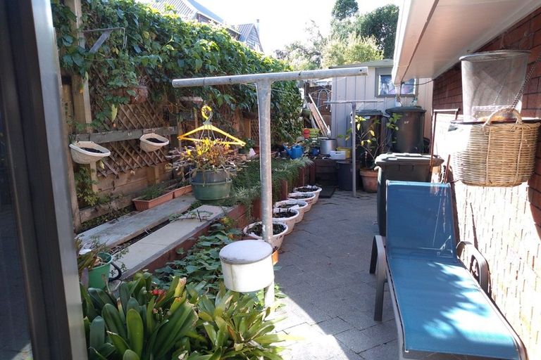 Photo of property in 10 Citation Way, Botany Downs, Auckland, 2010