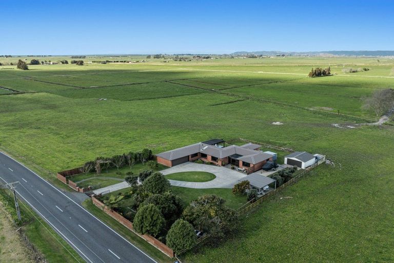Photo of property in 97 East Bank Road, Edgecumbe, Whakatane, 3193
