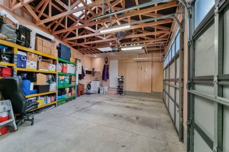 Photo of property in 31 Selwyn Road, Lynmore, Rotorua, 3010