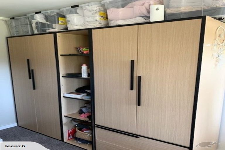 Photo of property in 53 Stillwater Crescent, Stillwater, Silverdale, 0993