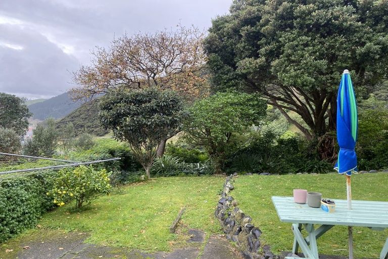 Photo of property in 8 Mira Grove, Paekakariki, 5034